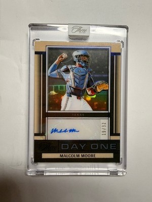 2025 Panini Three and Two Day One Blue 27/32 Malcolm Moore #DOA-MMR Auto 16wc