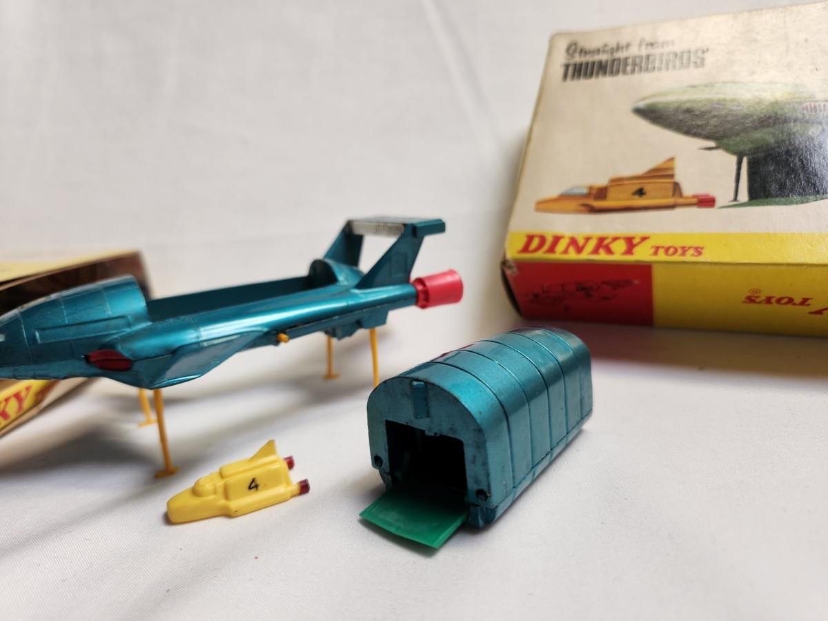 サンダーバード2号 Dinky Toys 4号付き DINKY TOYS Retro Hobby Thunderbird 2 & 4 | eBay