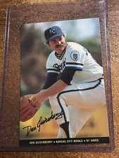 1983 Topps Baseball Foldouts Dan Quisenberry 91 Saves Kent Tekulve 127 Saves