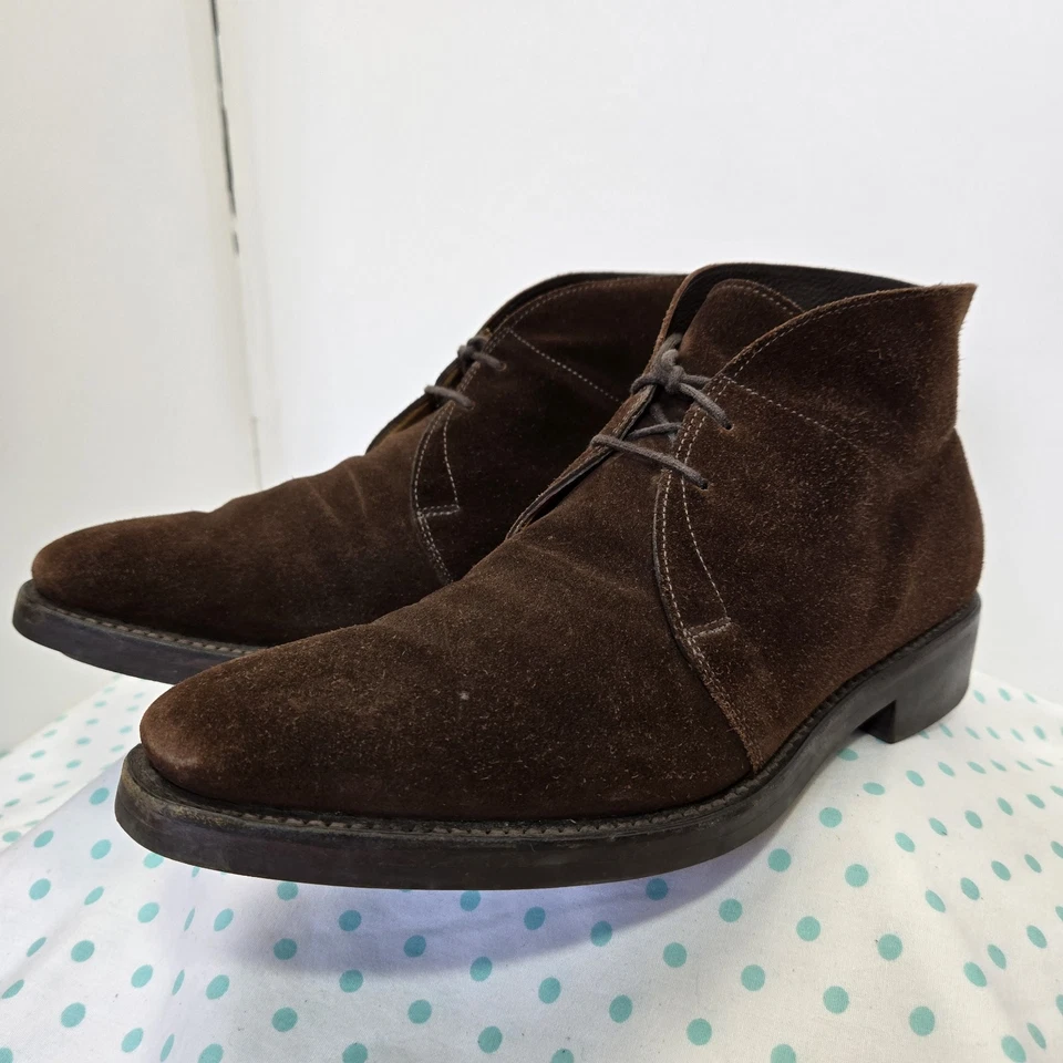 John Lobb Romsey Hombres EE. UU. Talla 8 Marrón Oscuro Gamuza Octubre Suela Botas Chukka Cordones Foto 3 de 4