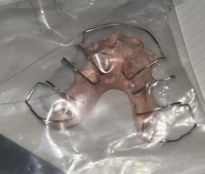 Hawley upper Retainer, Pink Acrylic Resin w/ ...