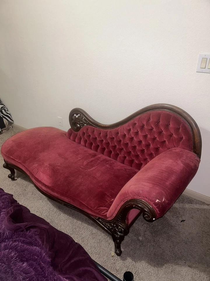 LATE 1800s ANTIQUE VICTORIAN FAINTING COUCH - Image 2 of 3