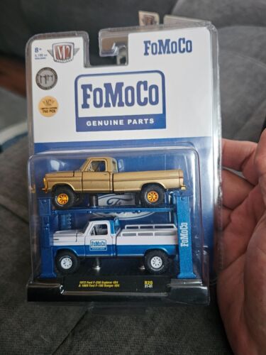 M2 MACHINES AUTO LIFT FoMoCo 1972 FORD F-250 4×4 & 1969 FORD F-100 CHASE 1/750