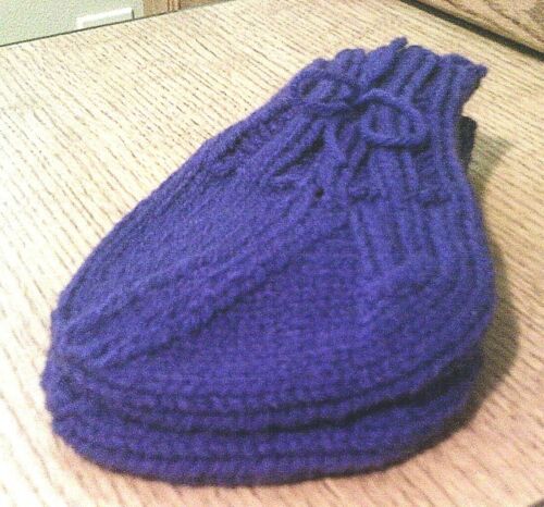 ADORABLE Handmade Purple Baby Booties
