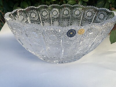 VINTAGE BOHEMIA QUEEN LACE PEKE HAND CUT 24% CRYSTAL PEDESTAL OVAL 