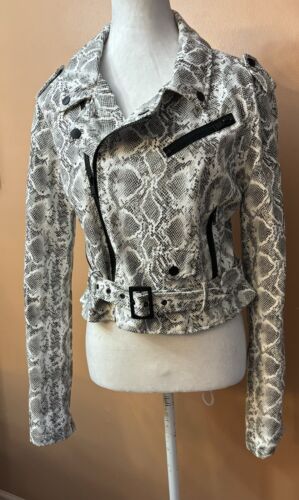 Hot Topic Ashley Outwear Black White Drop Snake Moto Jacket Size XL NWT - Picture 2 of 17