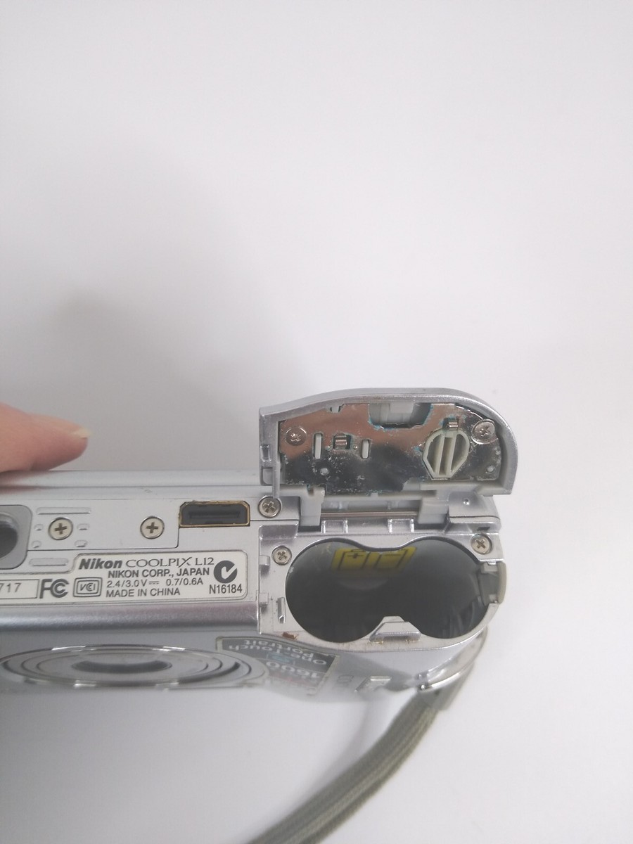 Nikon Coolpix L12 7.1 Megapixels One Touch Portrait VR And