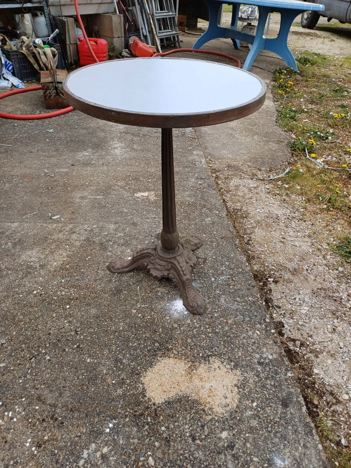 Table de Bistrot Fonte et Ciment - Photo 4/4