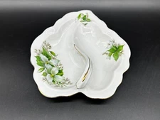 Royal Albert Trillium Leaf Shape Candy Nut Dish Bone China England