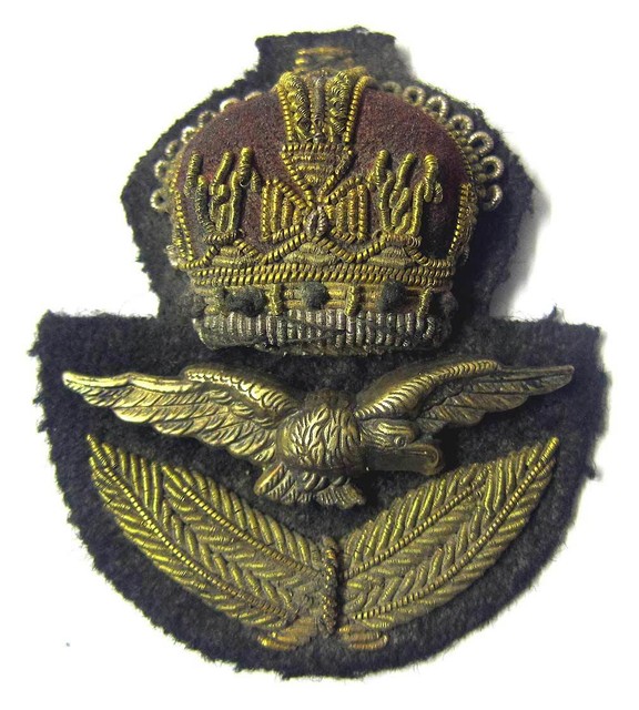 RAF Officer Cap Badge WW2 WWII Hat & Eagle Kings Crown Royal Air Force KC Aged eBay RAF Officer Cap Badge WW2 WWII Hat & Eagle Kings Crown Royal Air Force KC Aged eBay