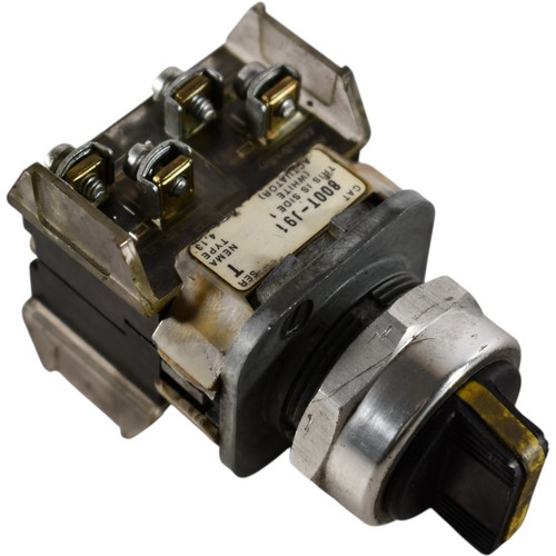 Allen Bradley 800T-J91 Ser T Selector Switch 30.5mm 3-Position Spring Return 