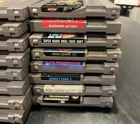 Nintendo NES 24 Different Game Lot-Super Mario-Tetris-Donkey Kong-Jaws-Untested