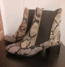 Cuple Women's Snakeskin Ankle Boots Square Toe Elastic Gore Sides Sz US 7 Eur 38