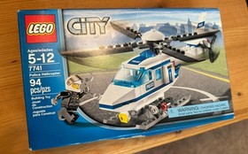 LEGO CITY: Police Helicopter (7741)