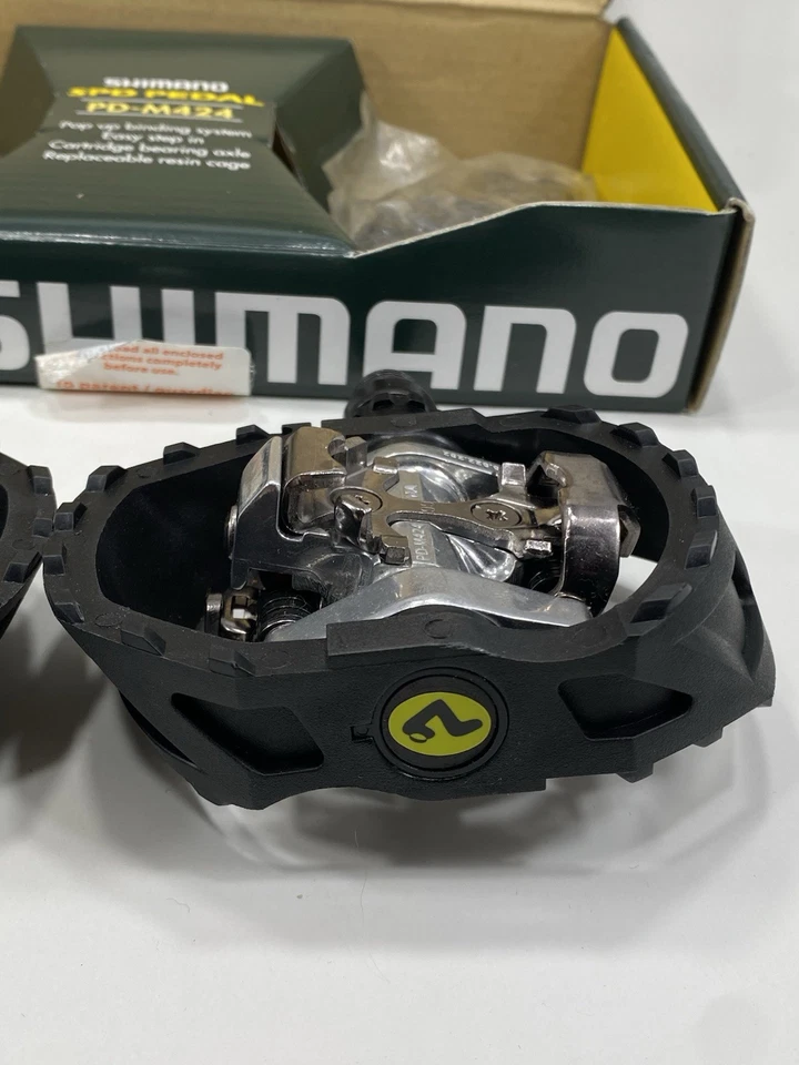 Pedales de bicicleta de montaña Shimano PD-M424 BMX sin clip SPD MTB NUEVO EN STOCK jaulas de resina negra Foto 3 de 4