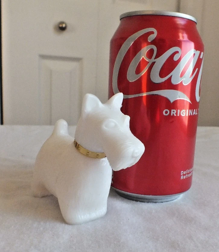 Avon Queen of Scots cerámica vidrio terrier perro cotillón colonia nuevo de stock con caja 1 oz Foto 3 de 4