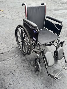 Incacare Used Tracer SX5 Wheelchair Can Remove Foot Rests & Anti Tip Wheels￼