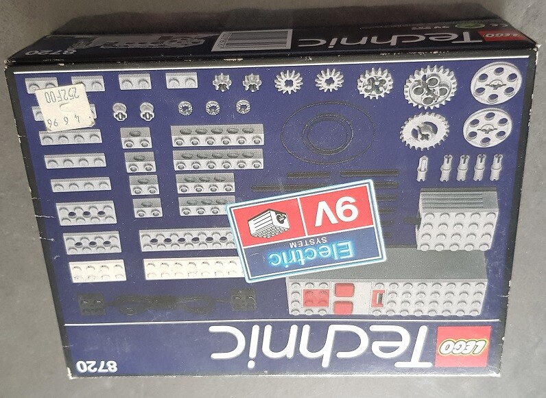 LEGO 8720 KIT MOTNEUF SCELLE LEGO 8720 KIT MOTNEUF SCELLE