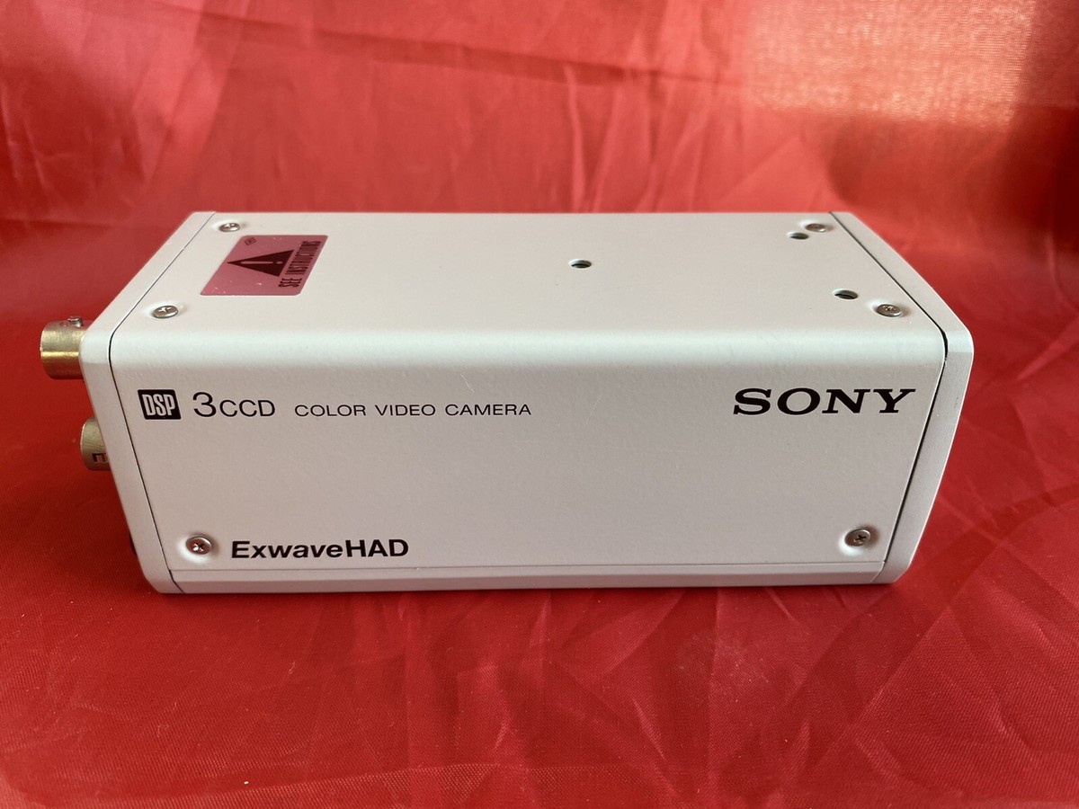 Sony Compact ExwaveHAD 3CCD Color Video Camera DXC-390 For Sony Compact ExwaveHAD 3CCD Color Video Camera DXC-390 For