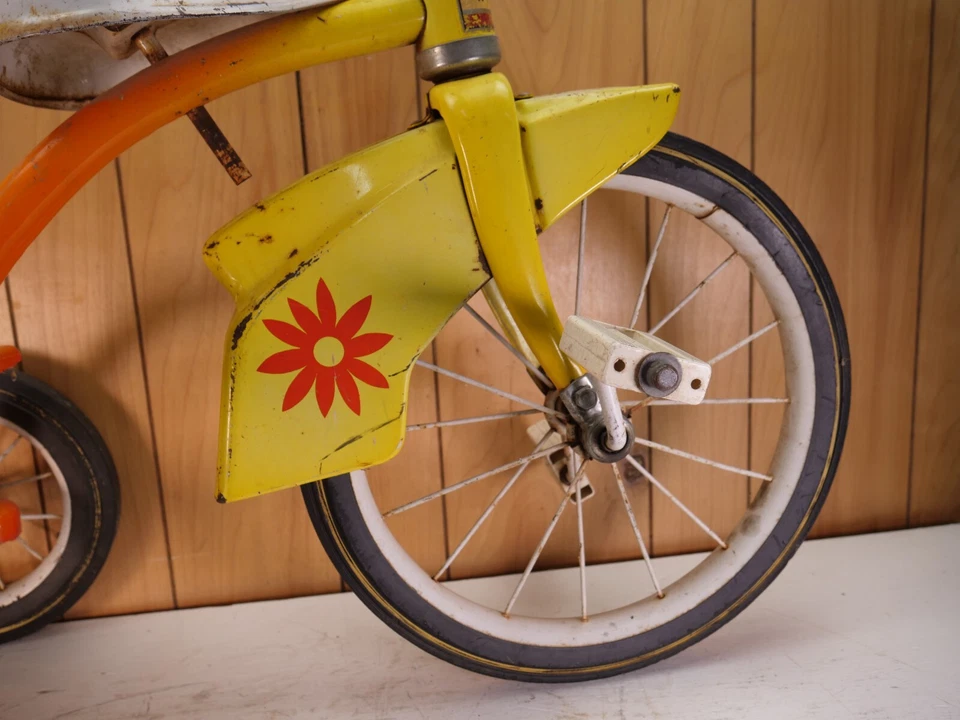 Triciclo Hippie Murray Flower Power Años 60 De Colección Excelente Estado Ridable Foto 2 de 4