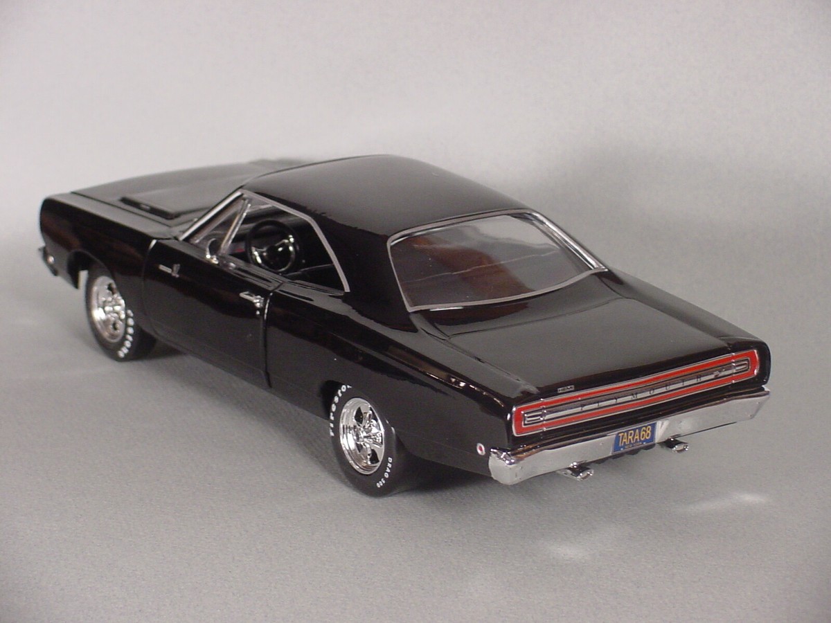 ミニカー ERTL 1/18 1968 Plymouth road runner 1/18th 1968 Plymouth Hemi Road Runner Black BLEMISHED | eBay