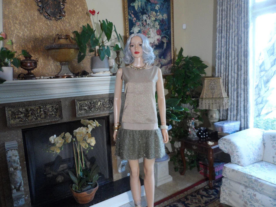 Moschino Beige-Sage Green Sheath Dress w/Knit Skirt & Lurex Detail Size US 8 - Image 2 of 4