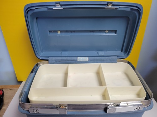 Blue Royal Traveller Montbello II Makeup Train Case w/Tray Samsonite Corp Denver - Picture 6 of 10