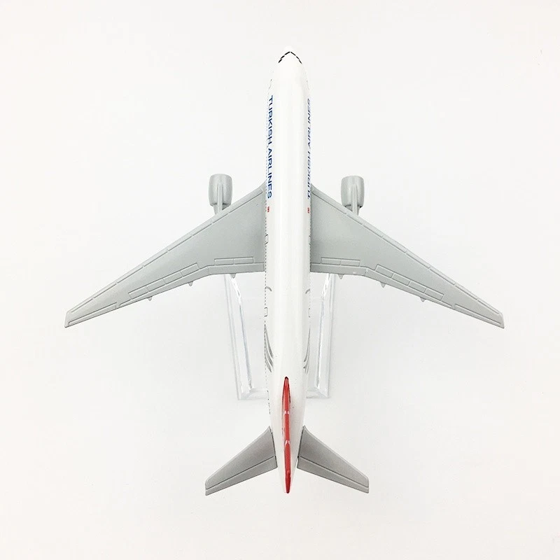 Turkish Airlines Boeing 777-300ER Modello di Aereo Diecast 1:400 16cm Collezione - Immagine 4 di 4