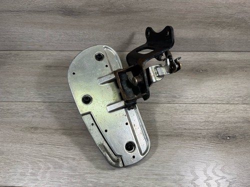 99-09 Yamaha V Star XVS650 Clásico Suelo Delantero Derecho y Montaje  - Imagen 5 de 8