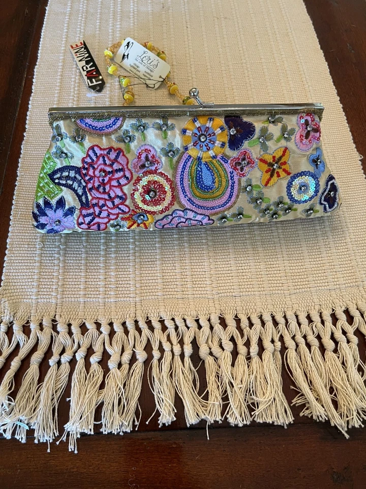Beaded Sequin Embroidered Floral Design Purse Clutch Evening Bag y2k trending - Image 4 of 4