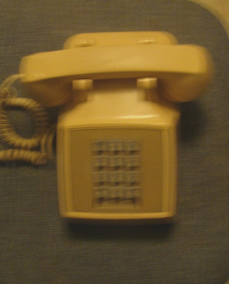 VTG  Western Electric AT&T  Push Button w Hold Landline Telephone