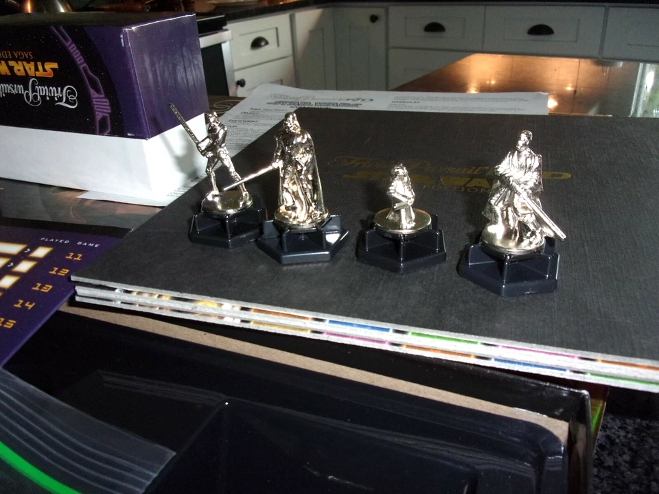 STAR WARS - TRIVIA PURSUIT GAME - SAGA EDITION - 100% Complete - Image 4 of 4