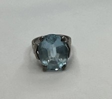 Elegant 925 Sterling Silver Blue Aquamarine Ring / Size 6.75