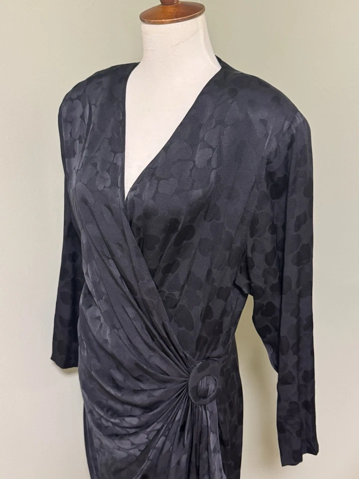 Vintage 80's Nordstrom Point of View 100% Silk Drop Waist Wrap Dress - Size 10 - Image 4 of 4