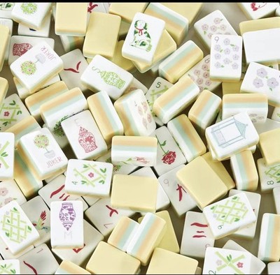 American Mahjong Game Set   160 Layered Tiles, Modern Pastel Design