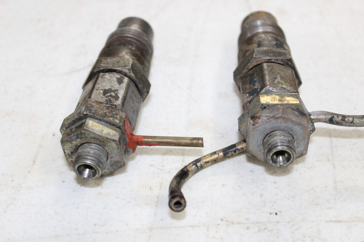 Mitsubishi D2000 Diesel Tractor 4wd FD 2DR5 Engine Fuel Injector 2