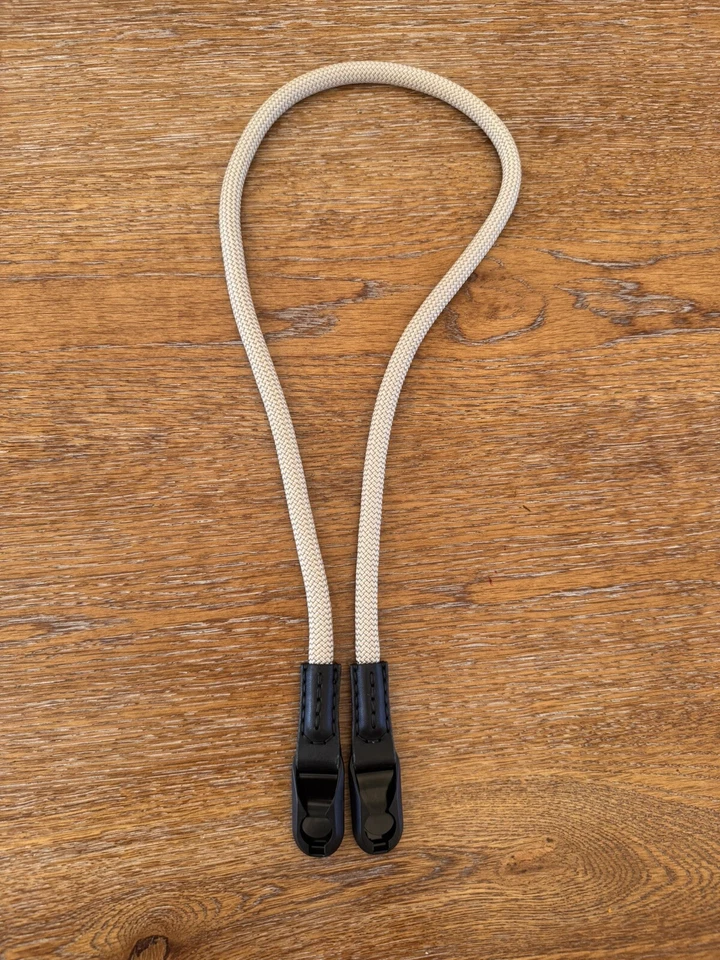 Correa de cuero hecha a mano Peak Design cuerda premium para cámara Foto 2 de 4