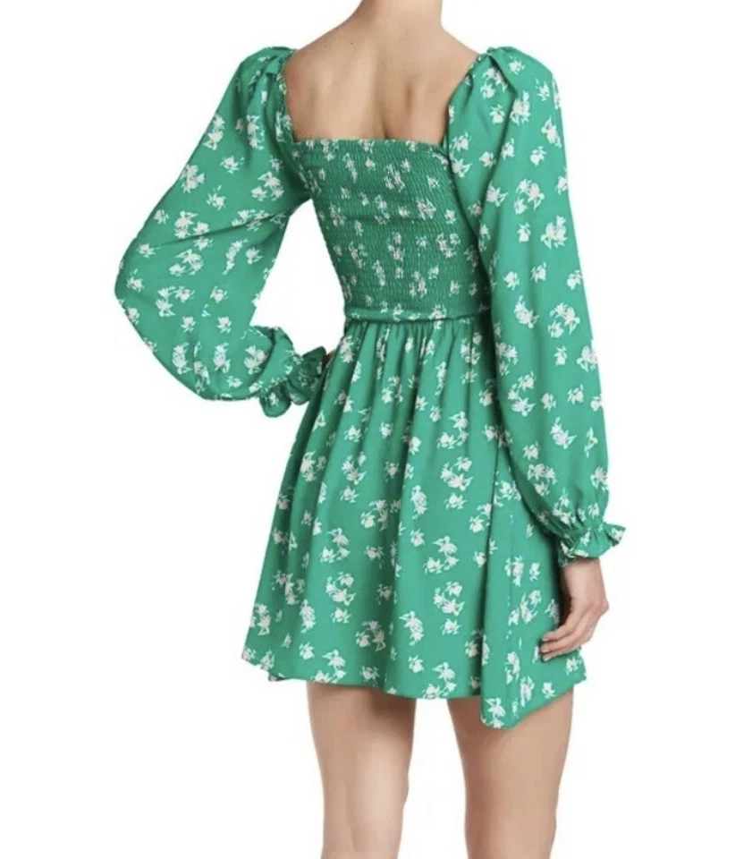 Mini Vestido WAYF Verde Floral Calado Manga Larga Talla Pequeña Foto 2 de 4