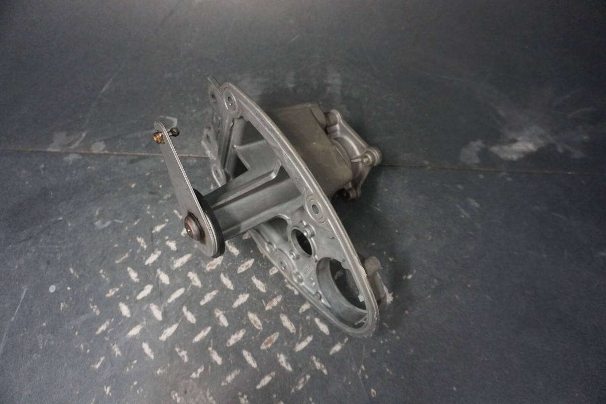 1992-1999 Kawasaki OEM Handle Pole Bracket Shaft Ass'y 39021 1992-1999 Kawasaki OEM Handle Pole Bracket Shaft Ass'y 39021
