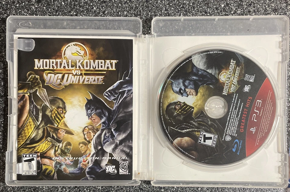 Mortal Kombat VS DC Universe (Playstation 3) !NO Blu-ray MOVIE DISC! W/ Manual - Image 3 of 4