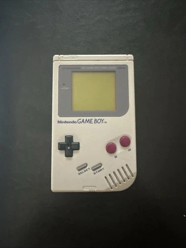 Vintage 1989 Nintendo Game Boy DMG-01 Has Power And Sound