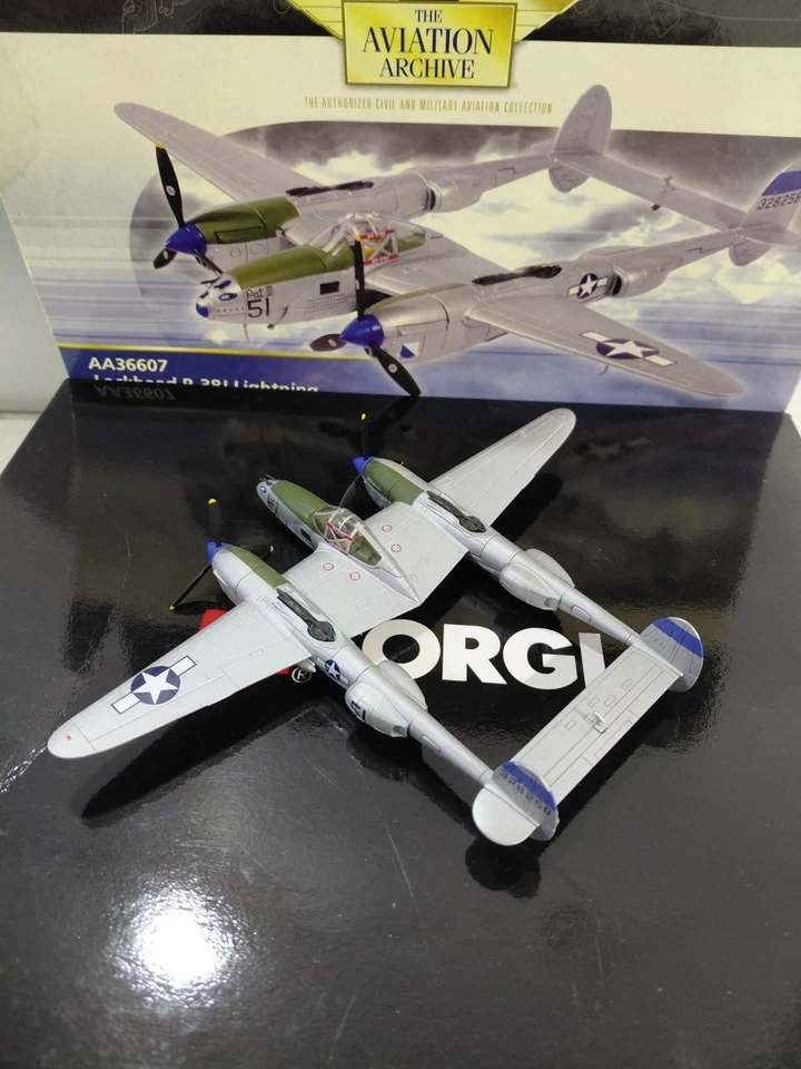 Corgi Aviation Archive Die Cast 1:72 Scale Lockheed P-38J Lightning Airplane - Image 4 of 4