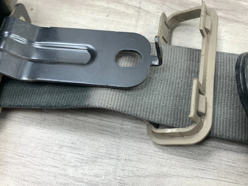 Juego de carretes de cinturón de seguridad negros OEM 2001-2005 Mazda Miata conductor pasajero nuevo en caja *leer* Foto 3 de 4