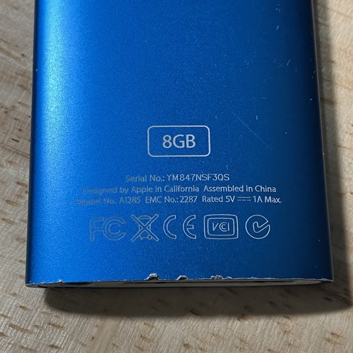 Apple iPod Nano 4th Generation A1285 8GB w/ MUSIC - Blue - WORKS - Picture 7 of 7