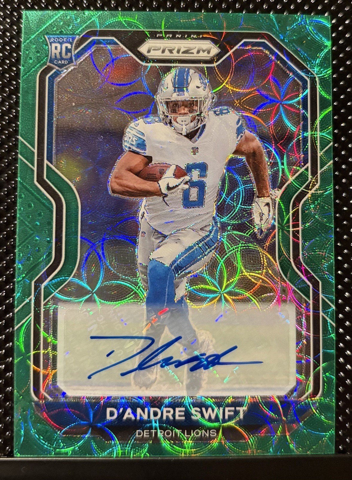 2020 Panini Prizm - Rookie D'Andre Swift #358 Neon Green Pulsar Prizm (RC) /75
