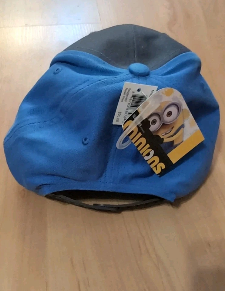 Gorra de béisbol Minions nueva con etiquetas *Iluminación universal *Accesorios Concept One Foto 3 de 4