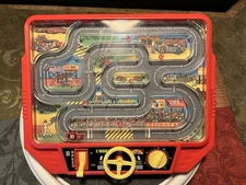 Soma Battery Operated Stock Car Race Game NASCAR 1991