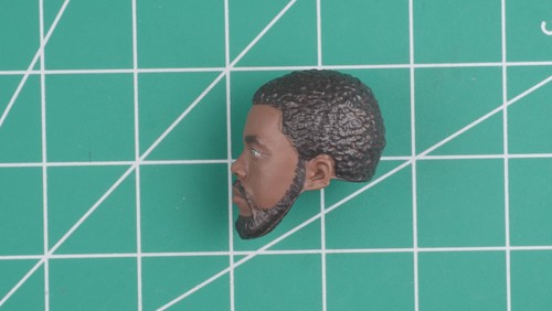 Marvel Legends Avengers Endgame: Black Panther Head 6 1/12 Scale Fodder - Picture 2 of 3