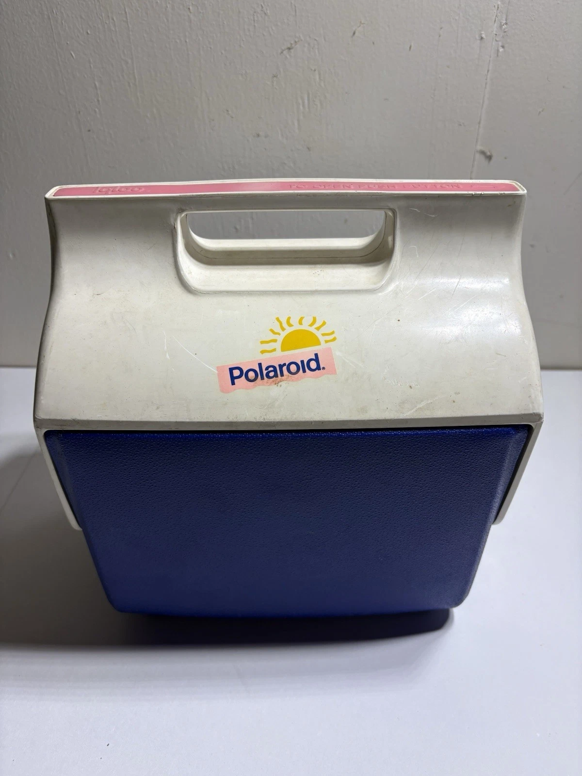 Vintage Polaroid Drink Travel Cooler Igloo Summer Beach White Blue Pink