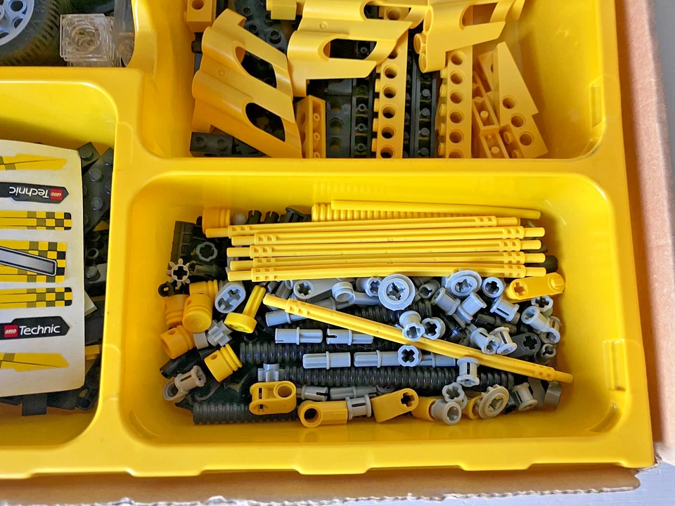 LEGO Technic 8445 Indy Storm / Formula 1 Racer, photo 4 of 5